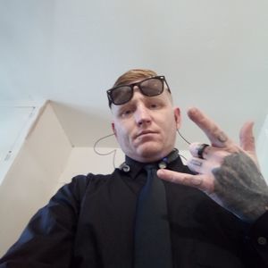 Meet your Posher, Bradley